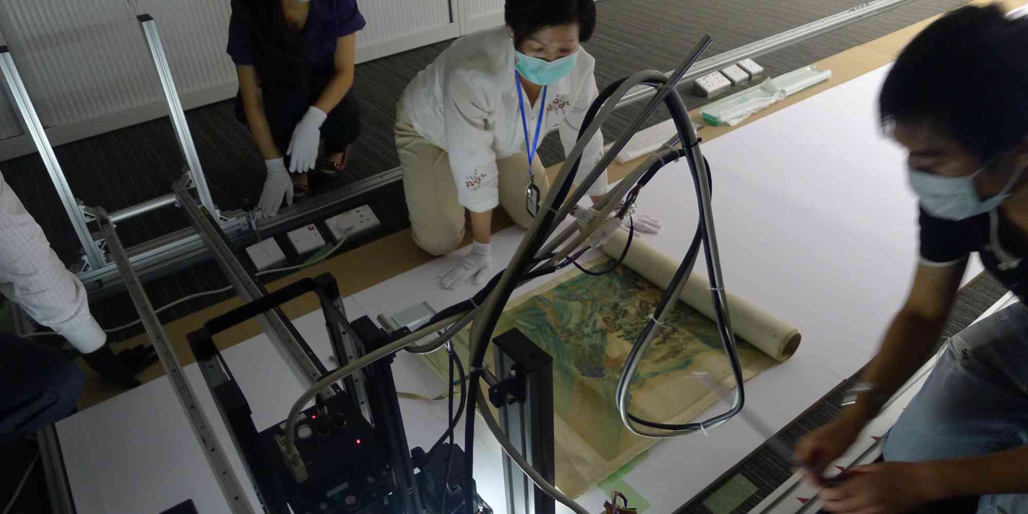 LUXLAB: scanning 18m scroll painting, &#039;Pacifying the South China Sea Pirates&#039;, Hong Kong Maritime Museum